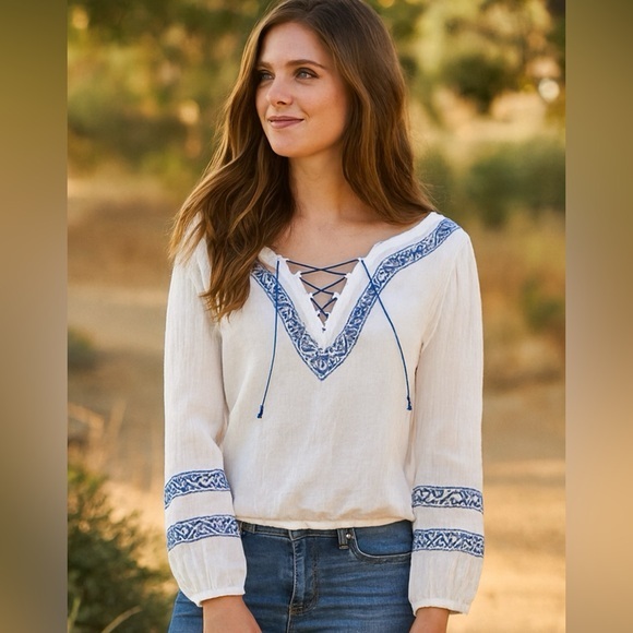 Aeropostale Tops - Aeropostale size M peasant top